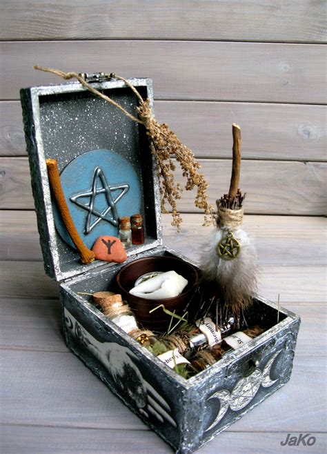 Witchcraft book jewelry box